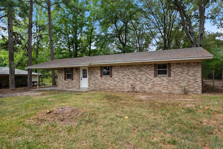 This beautifully updated home is move-in ready with fresh renovations inside and out. Enjoy modern upgrades including new appliances, roof, HVAC, windows, cabinets, kitchen sink, granite countertops, and LVP flooring. Additional improvements feature an upgraded electrical panel, fresh paint, updated lighting, and a renovated bathroom with a new tub, Delta tub/shower trim kit and valve, and new toilet. Perfect blend of comfort, style, and peace of mind in a convenient White Hall location! Agent owned.