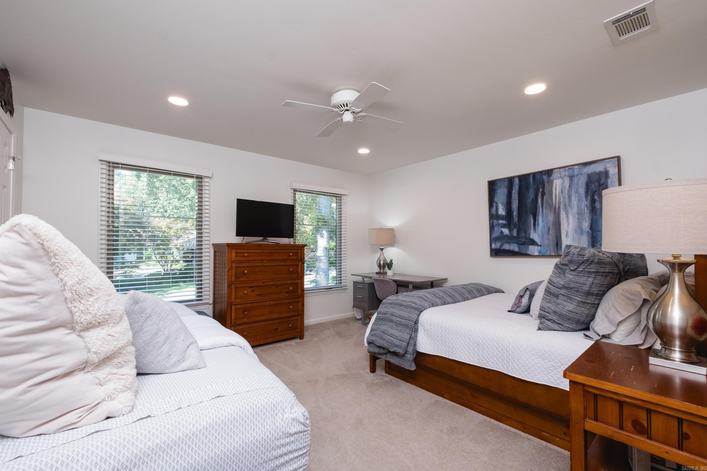 PLEASANT VALLEY - Residential