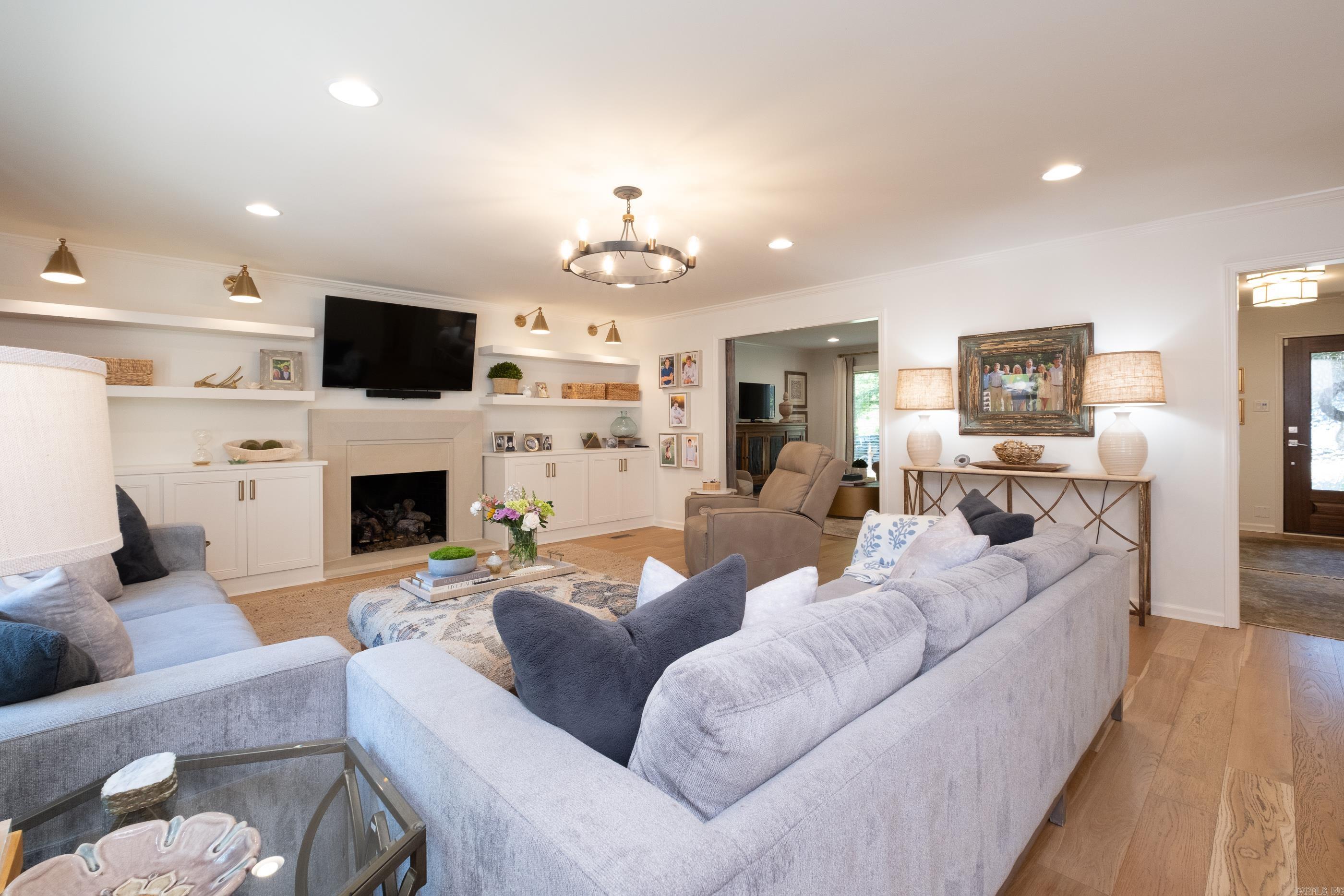 PLEASANT VALLEY - Residential