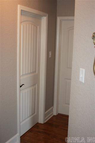 Falcon Crest - Residential