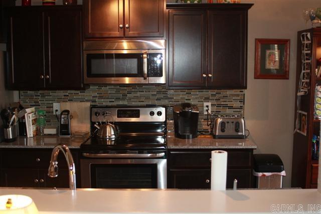 Falcon Crest - Residential