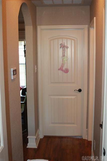 Falcon Crest - Residential