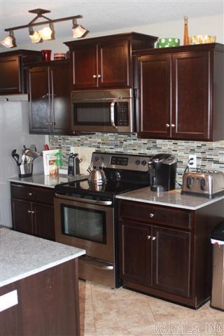 Falcon Crest - Residential