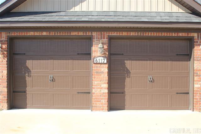 Falcon Crest - Residential