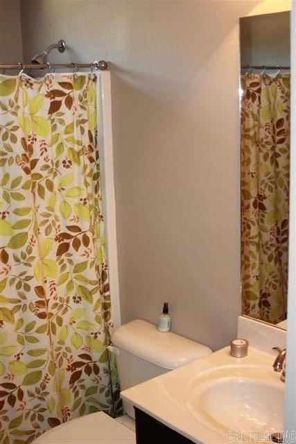 Falcon Crest - Residential