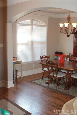 Falcon Crest - Residential