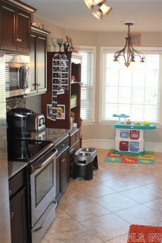 Falcon Crest - Residential