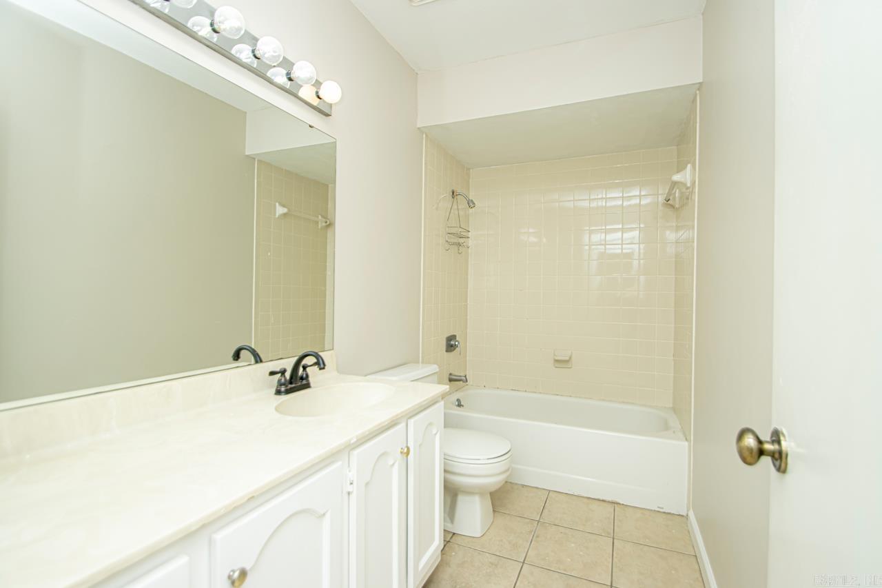 HUNTLEIGH WOODS HPR - Residential
