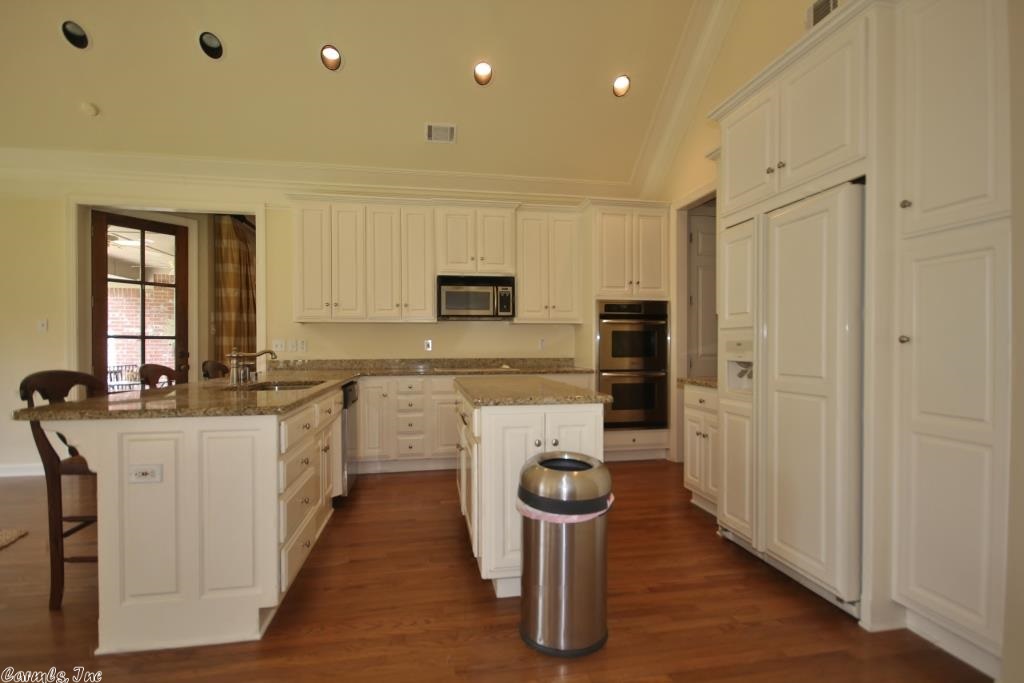 CHENAL VALLEY LAMARCHE PLACE NBH - Residential