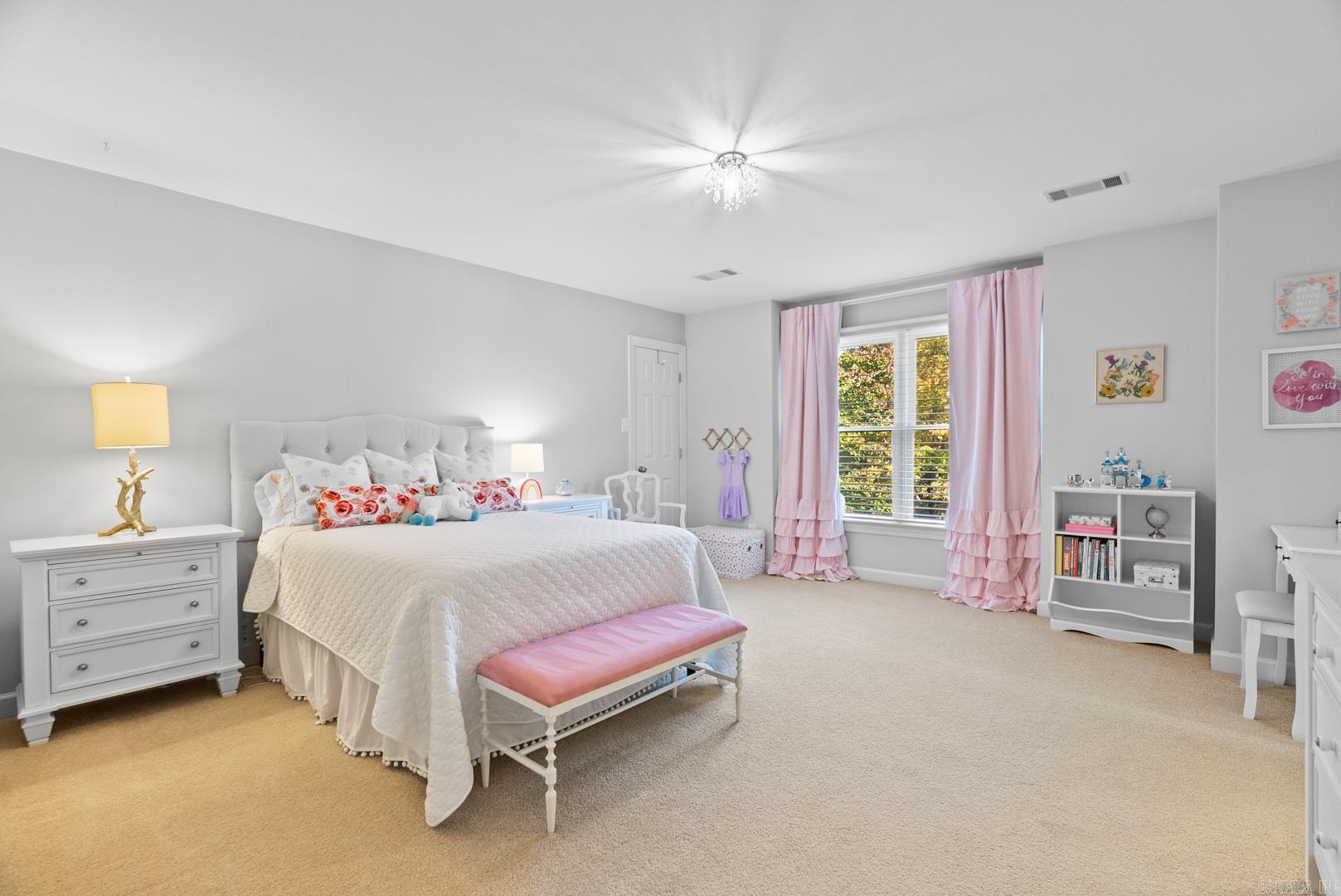 CHENAL VALLEY LAMARCHE PLACE NBH - Residential