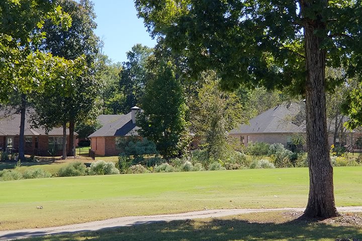 COUNTRY CLUB OF ARK THE - Residential Lease