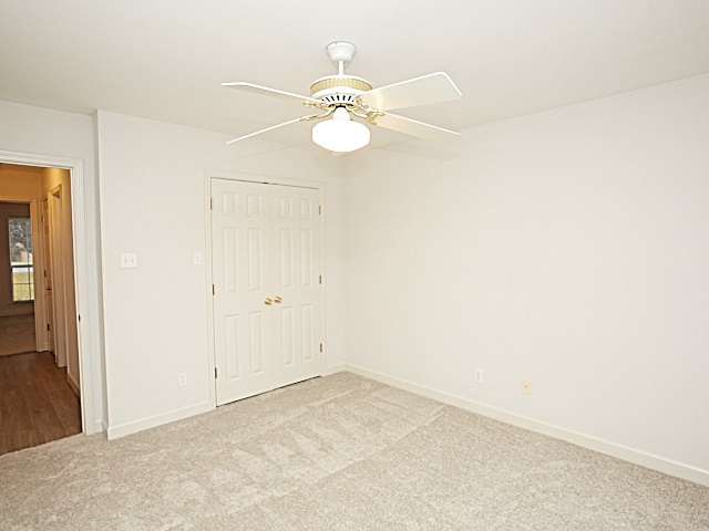 COUNTRY CLUB OF ARK THE - Residential Lease