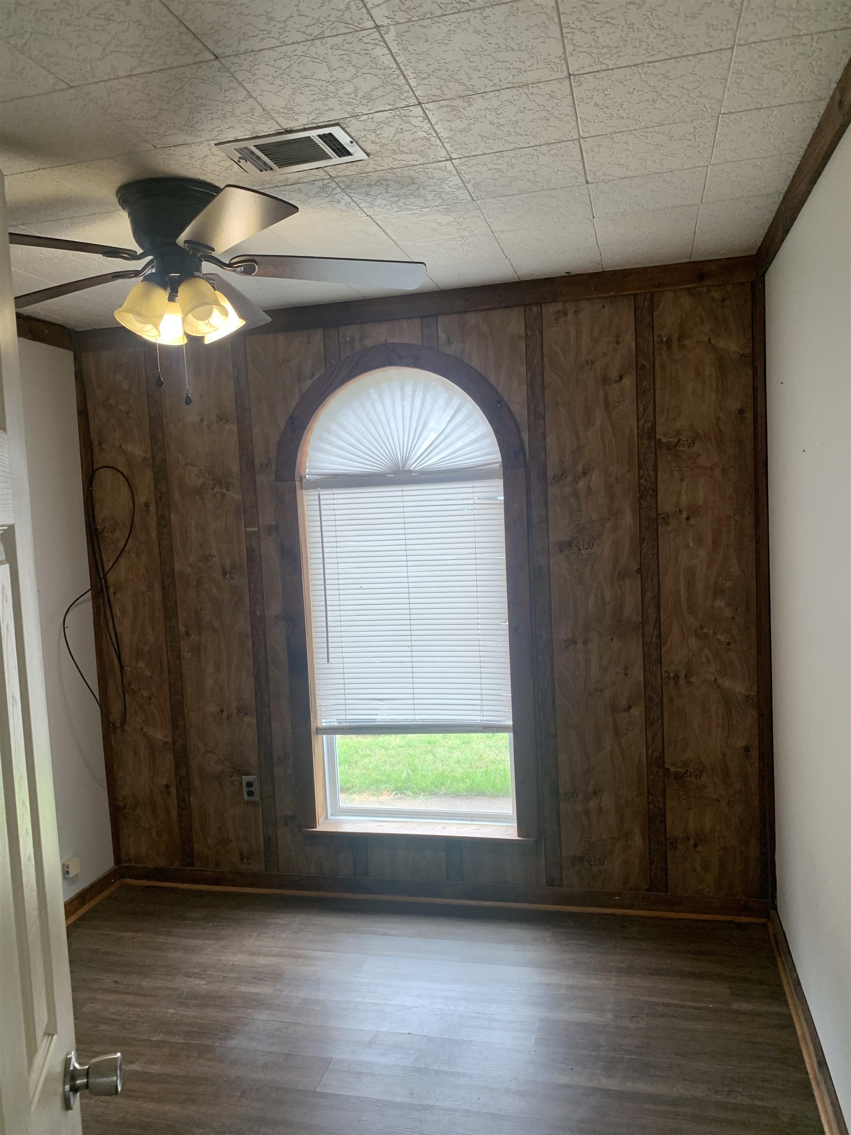 nil - Commercial Sale