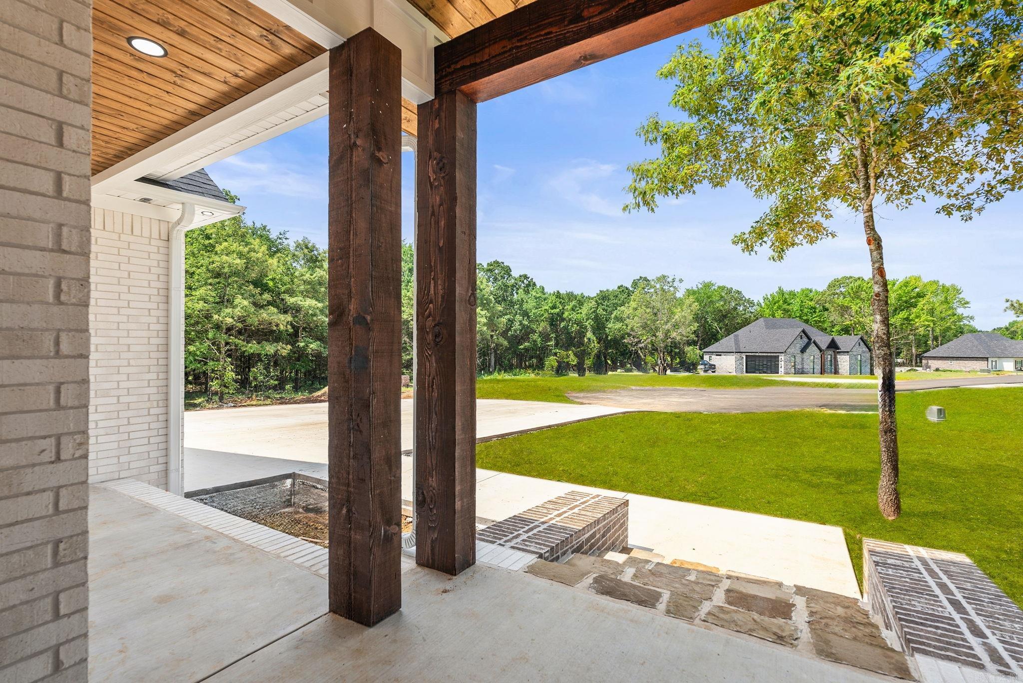 COYOTE RIDGE - Residential