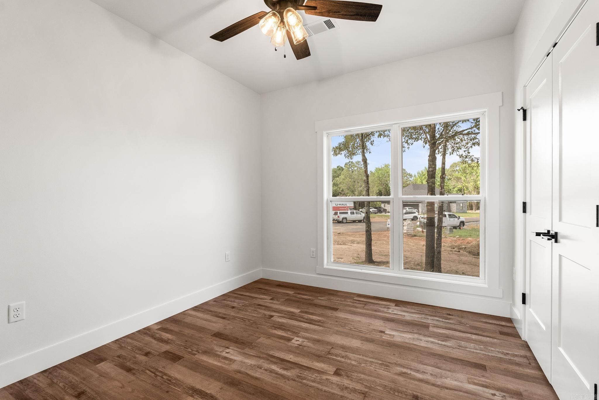 COYOTE RIDGE - Residential