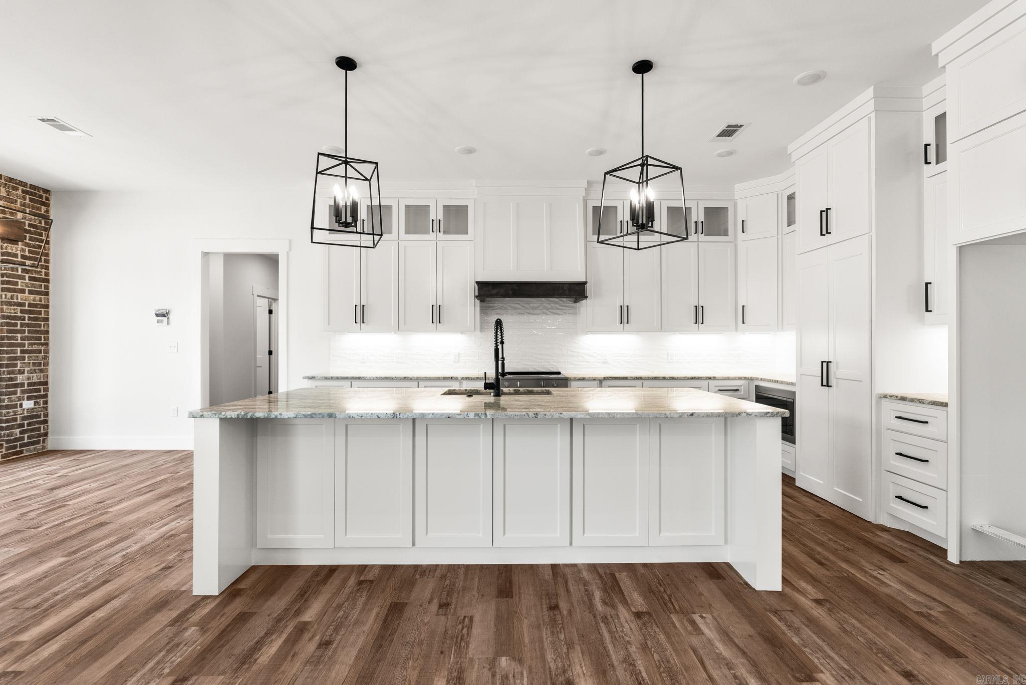 COYOTE RIDGE - Residential