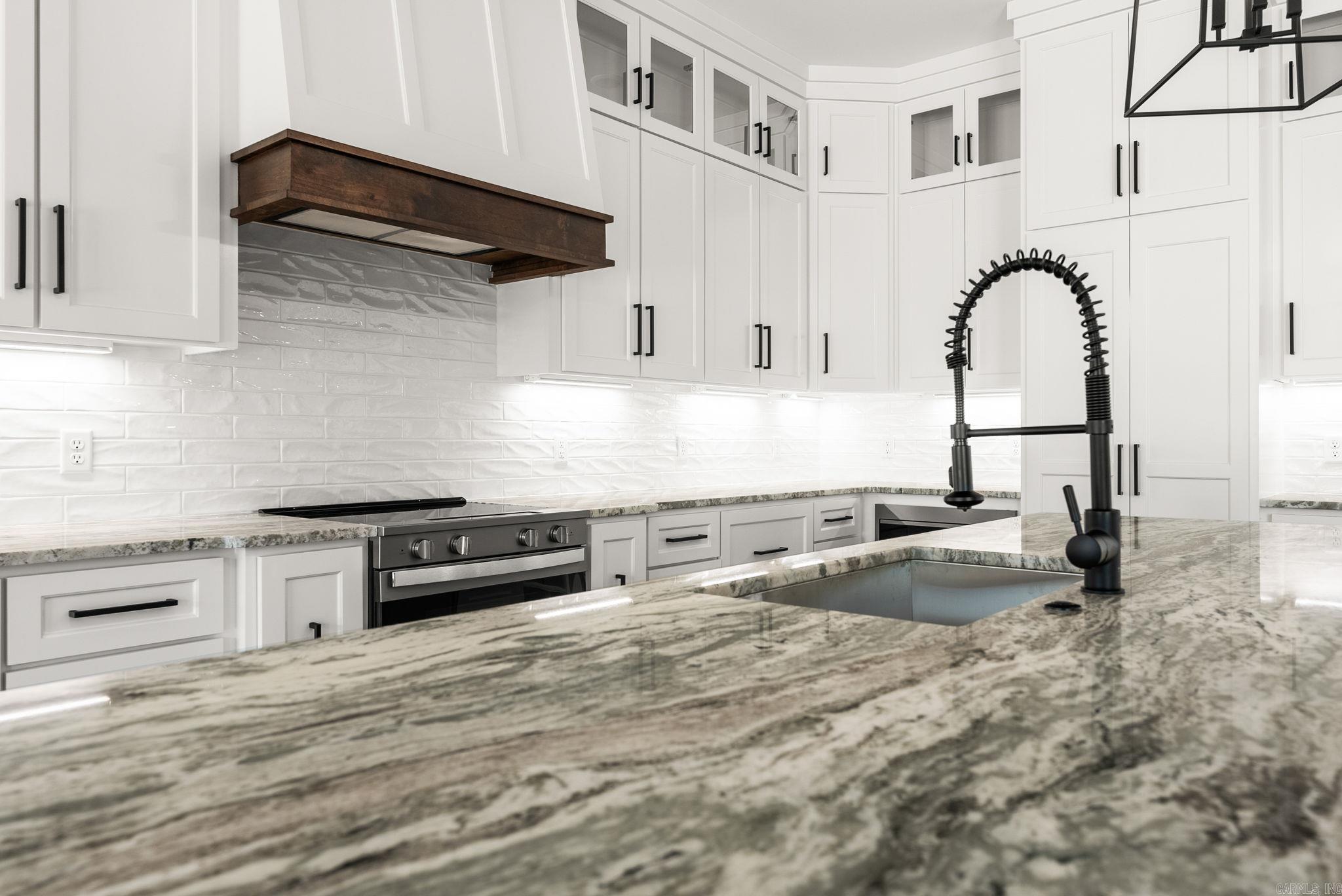 COYOTE RIDGE - Residential