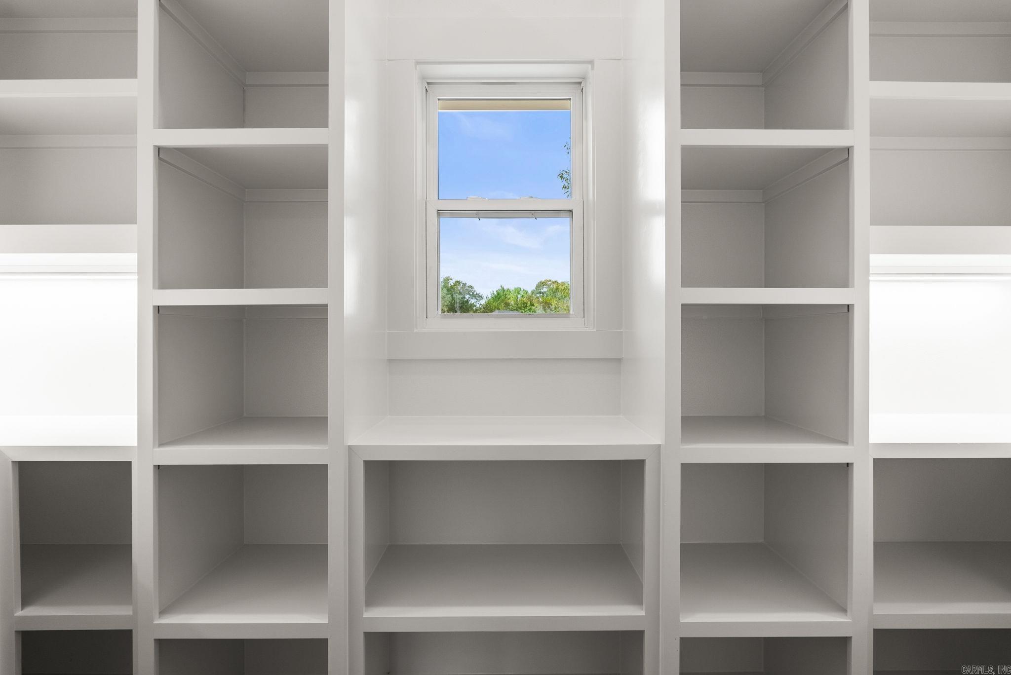 COYOTE RIDGE - Residential