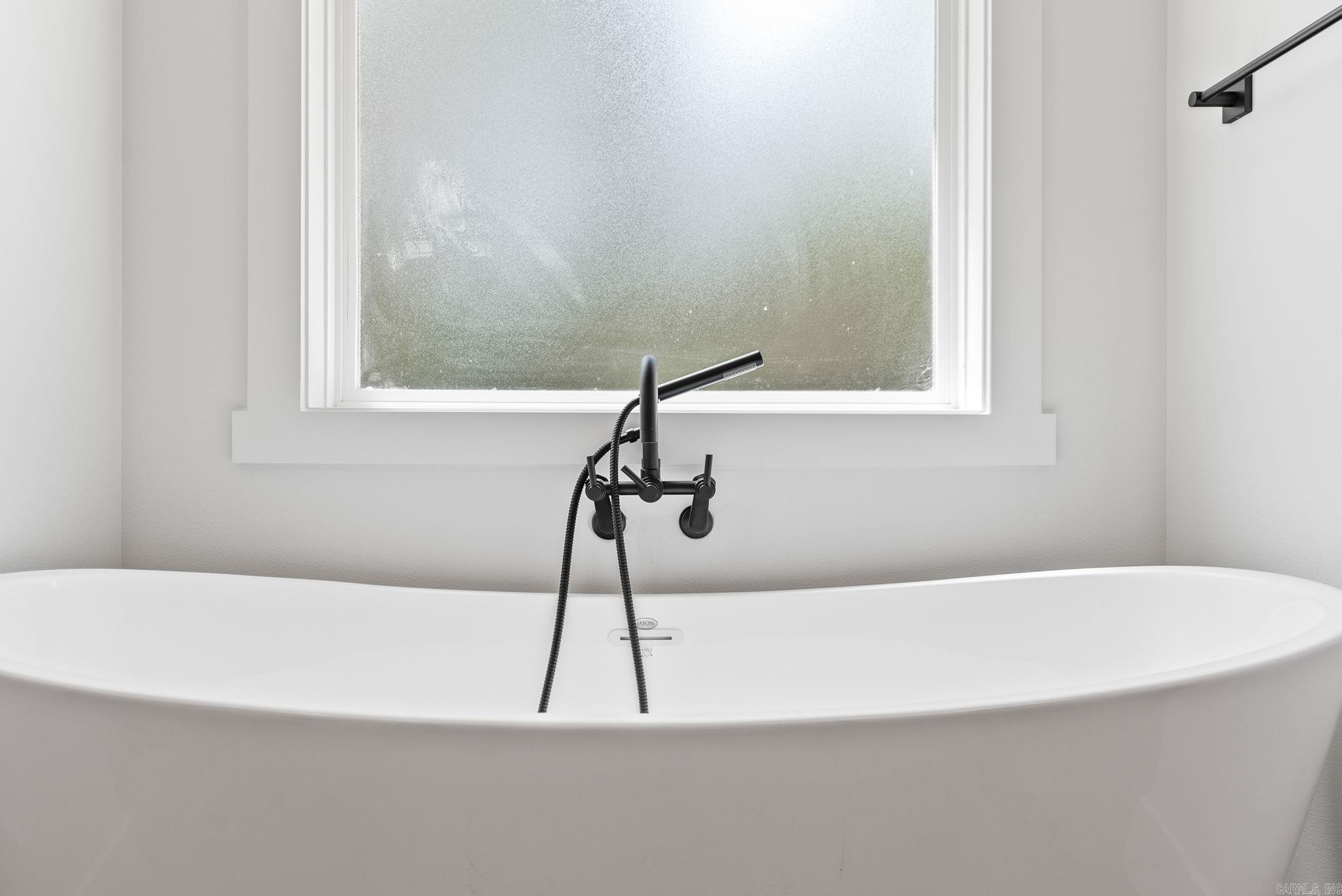 COYOTE RIDGE - Residential