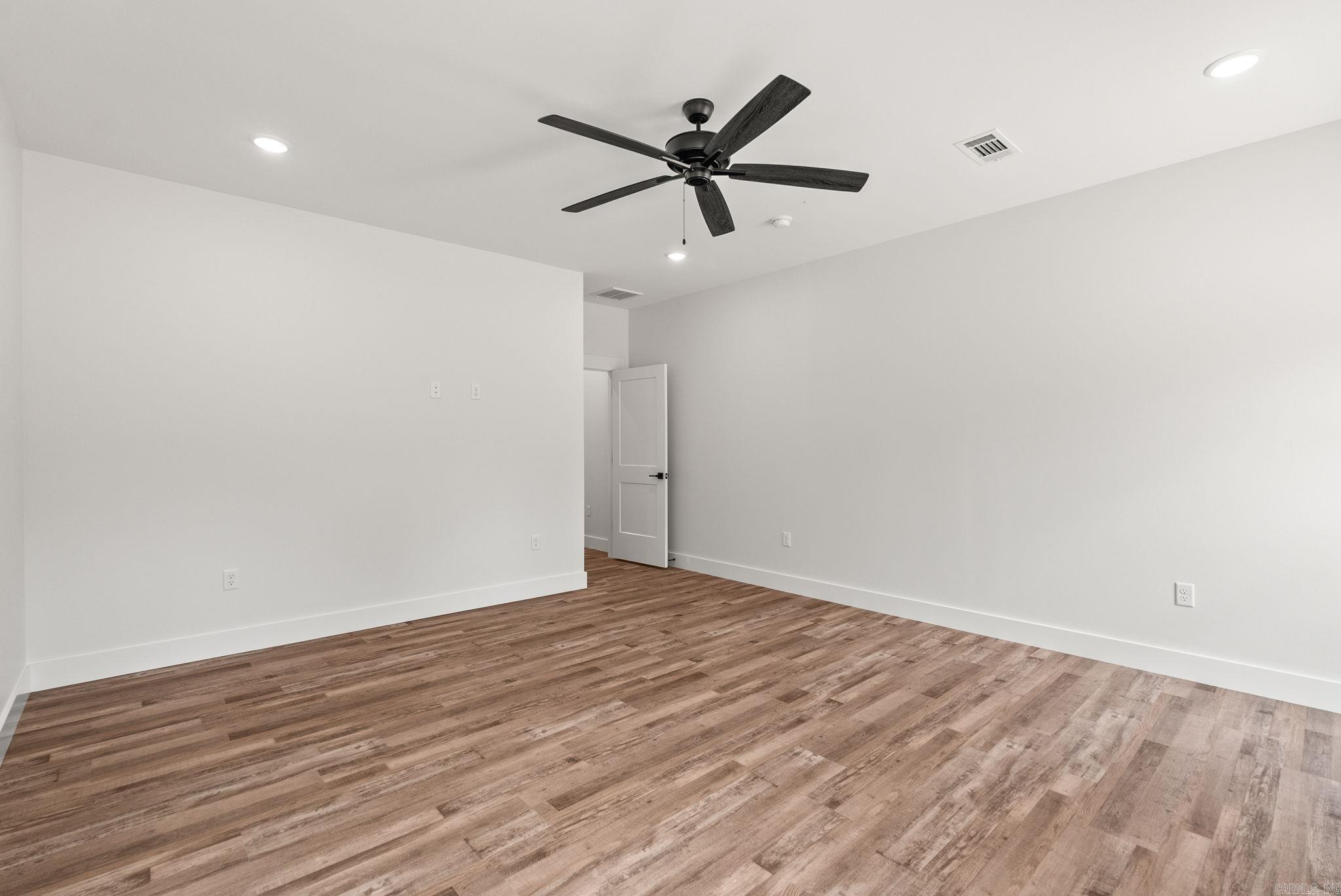 COYOTE RIDGE - Residential