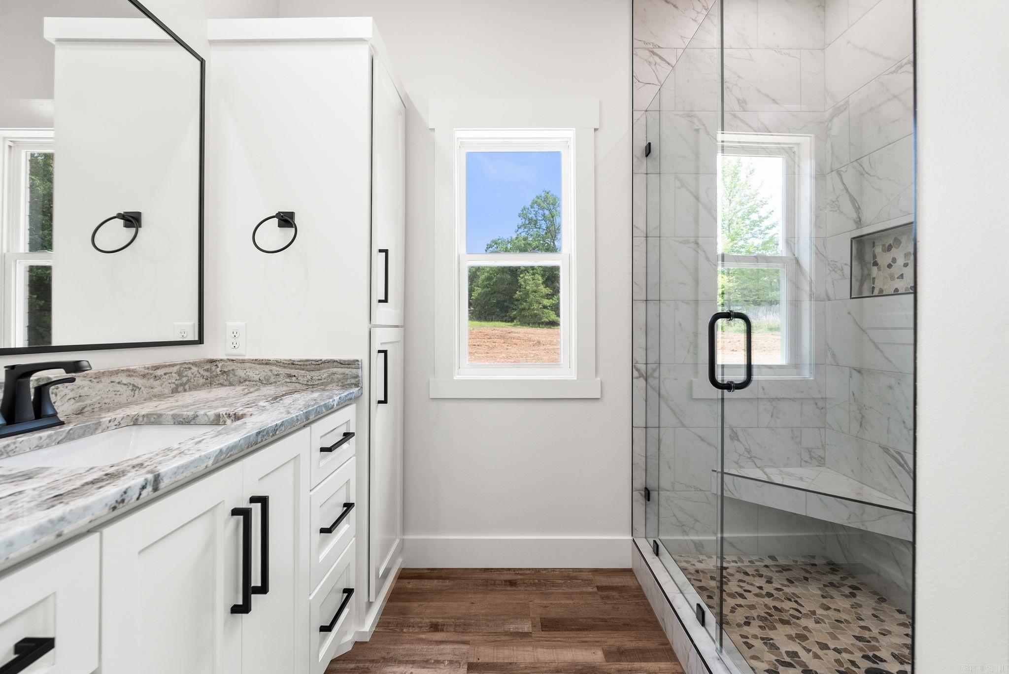 COYOTE RIDGE - Residential