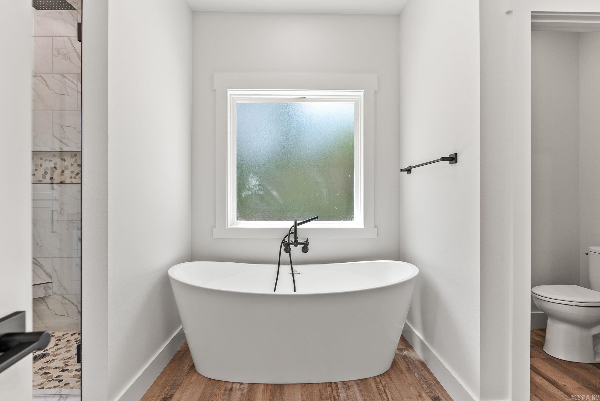 COYOTE RIDGE - Residential