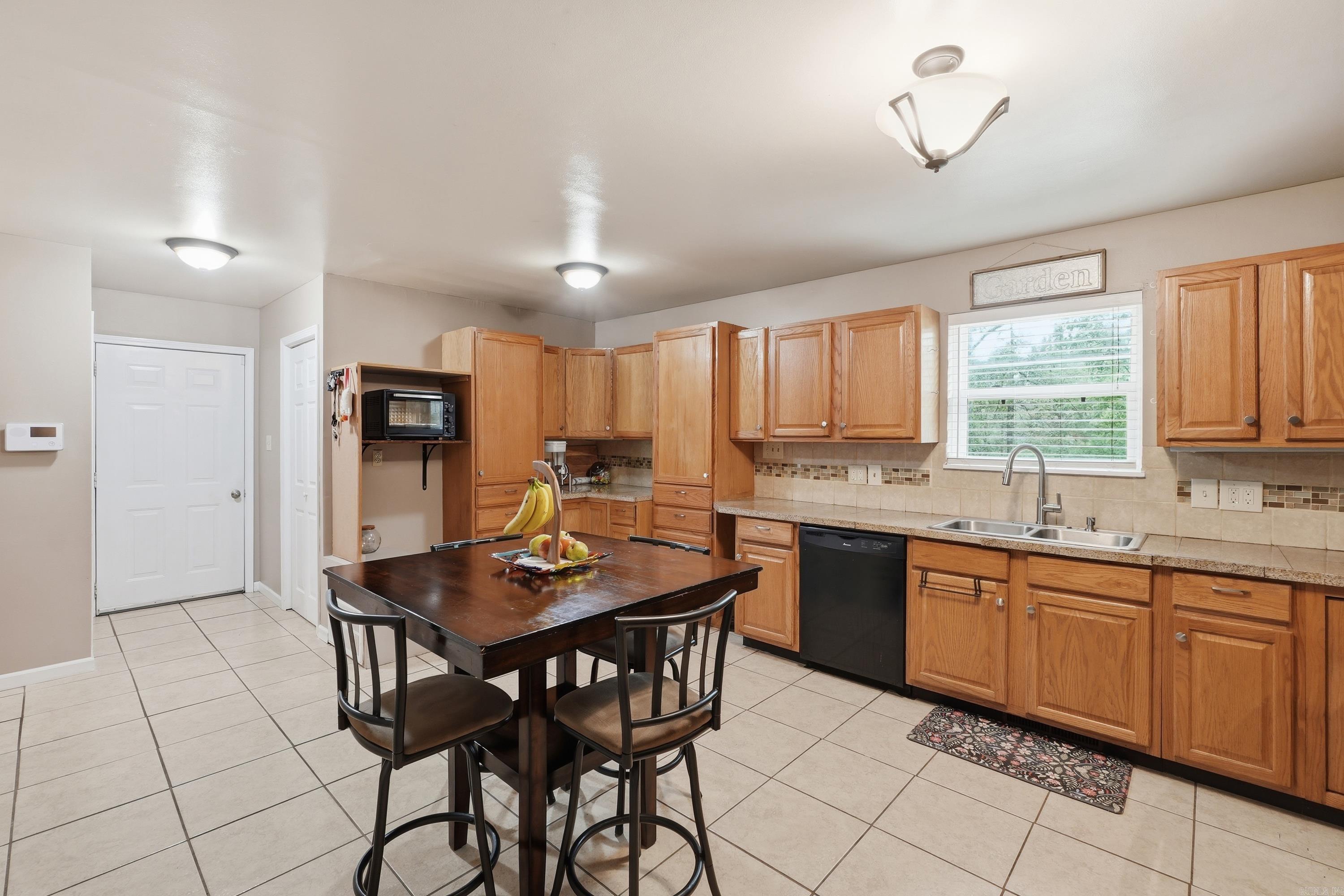 JULIE ANN EST - Residential