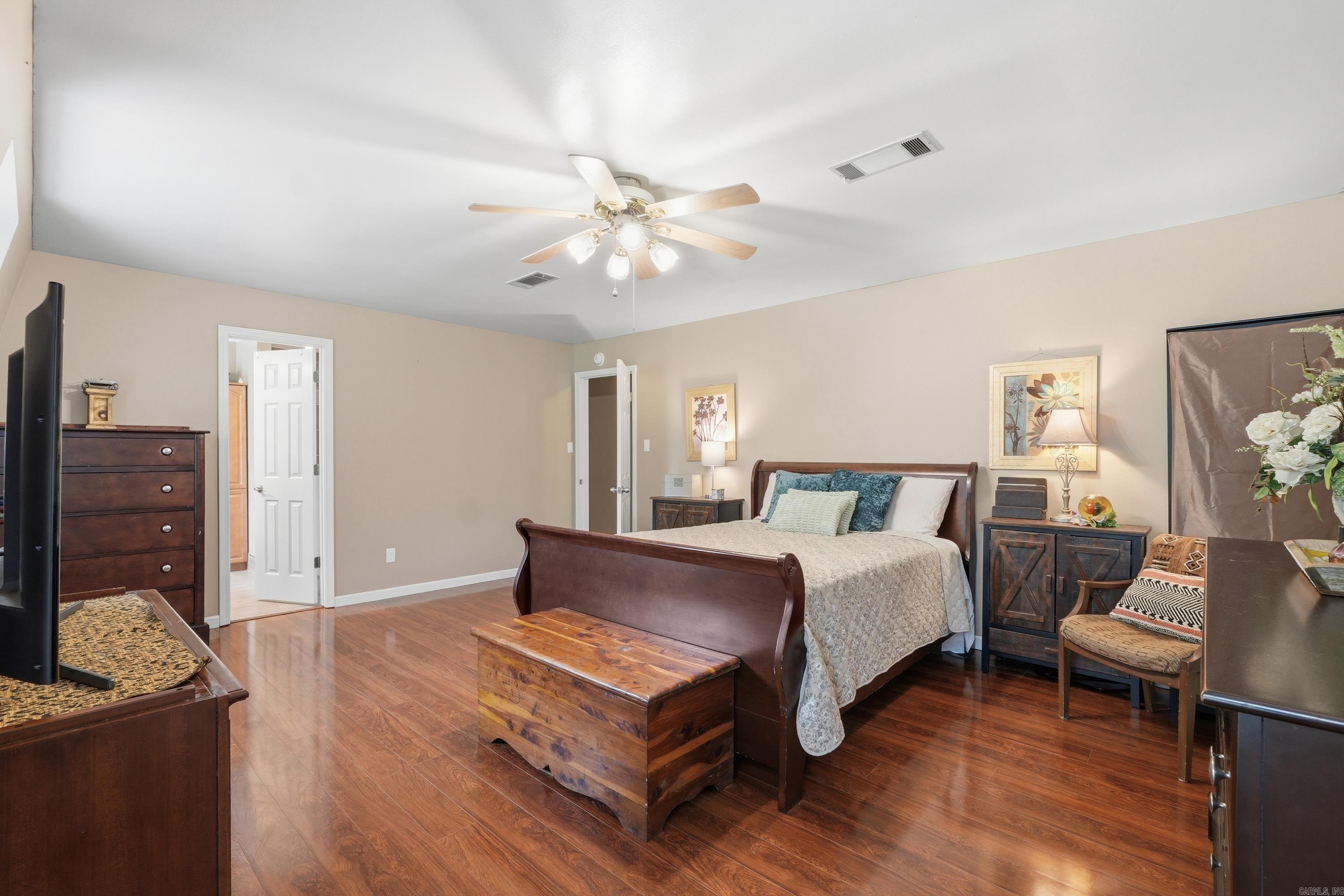 JULIE ANN EST - Residential