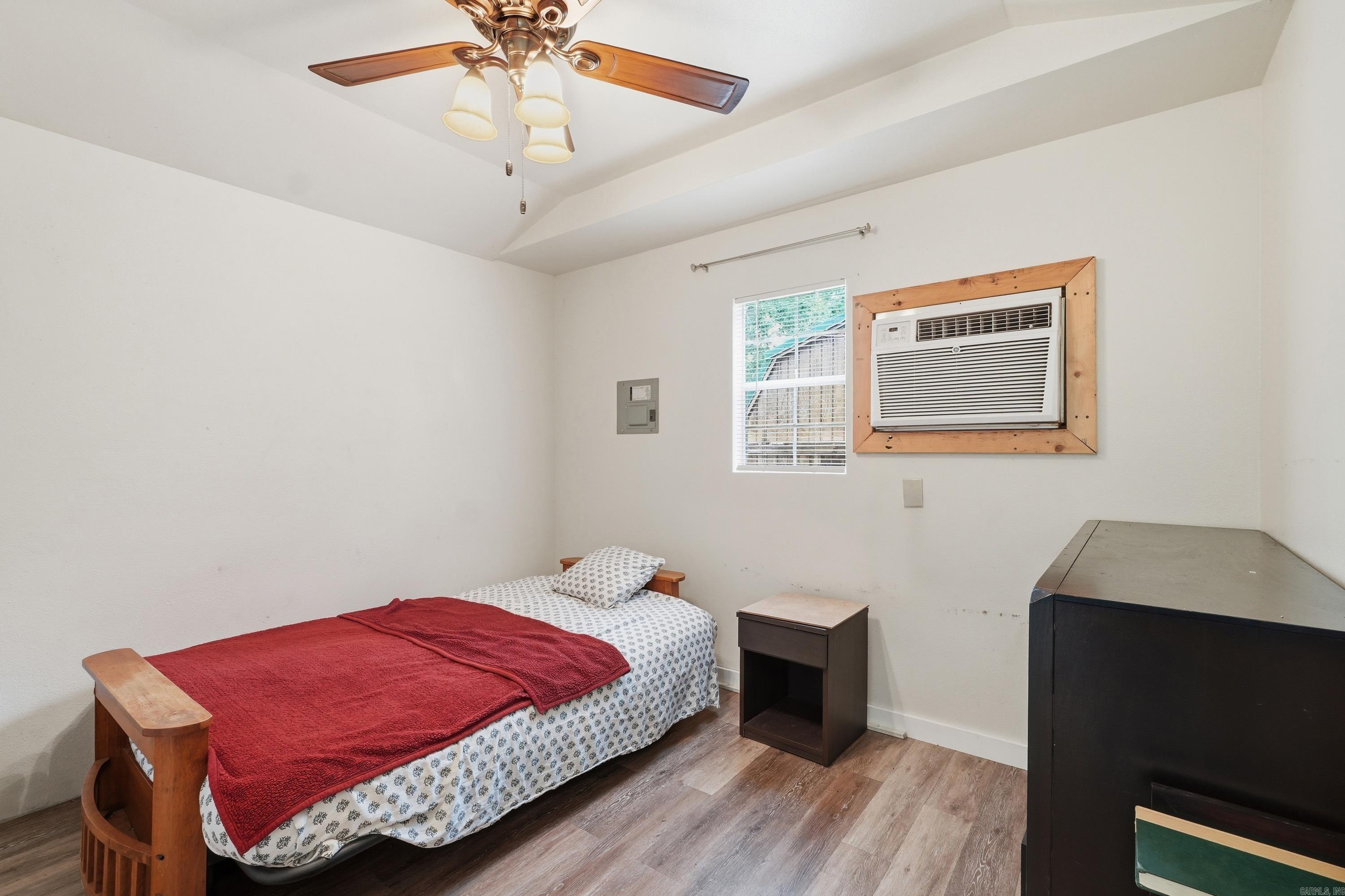 JULIE ANN EST - Residential