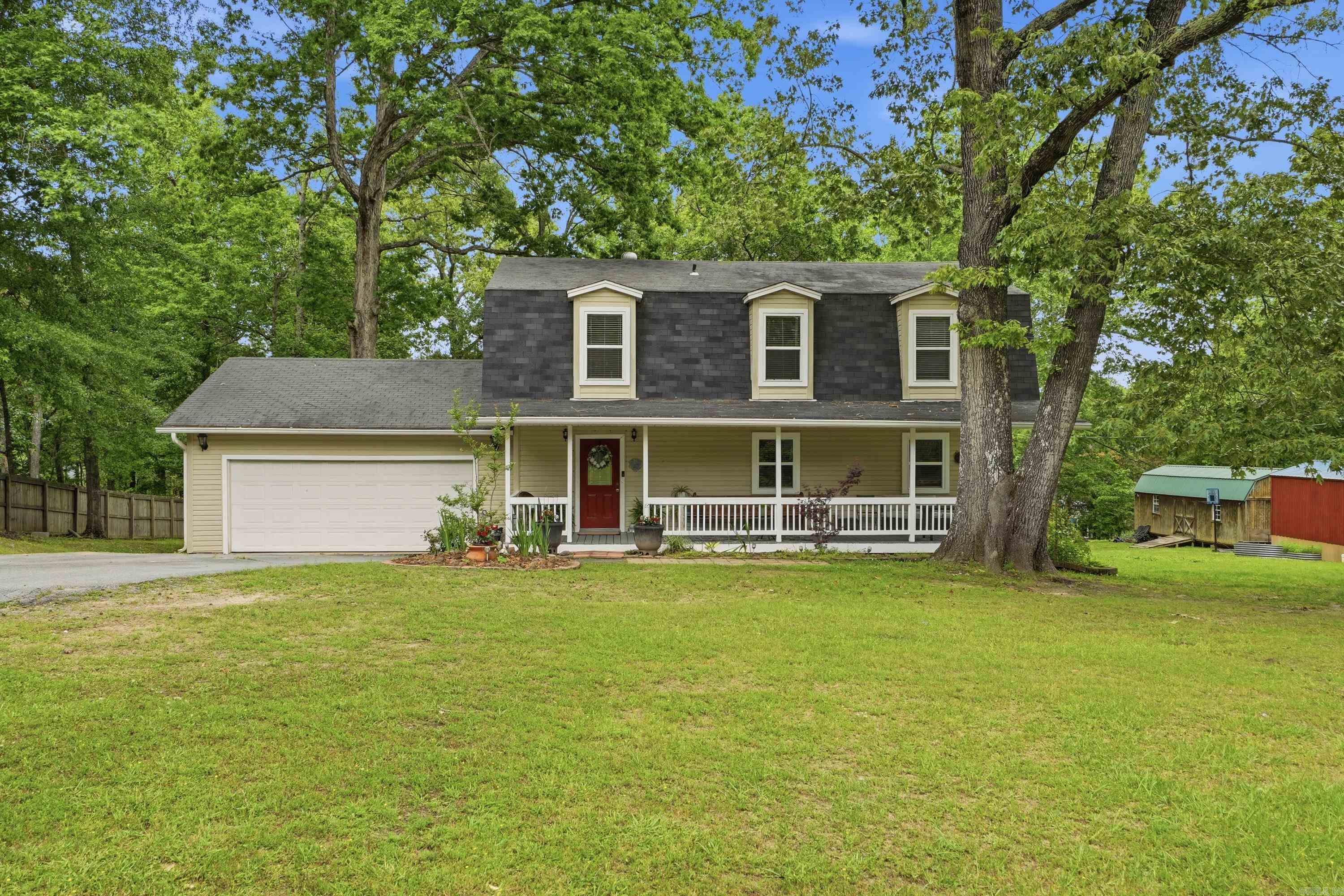 JULIE ANN EST - Residential