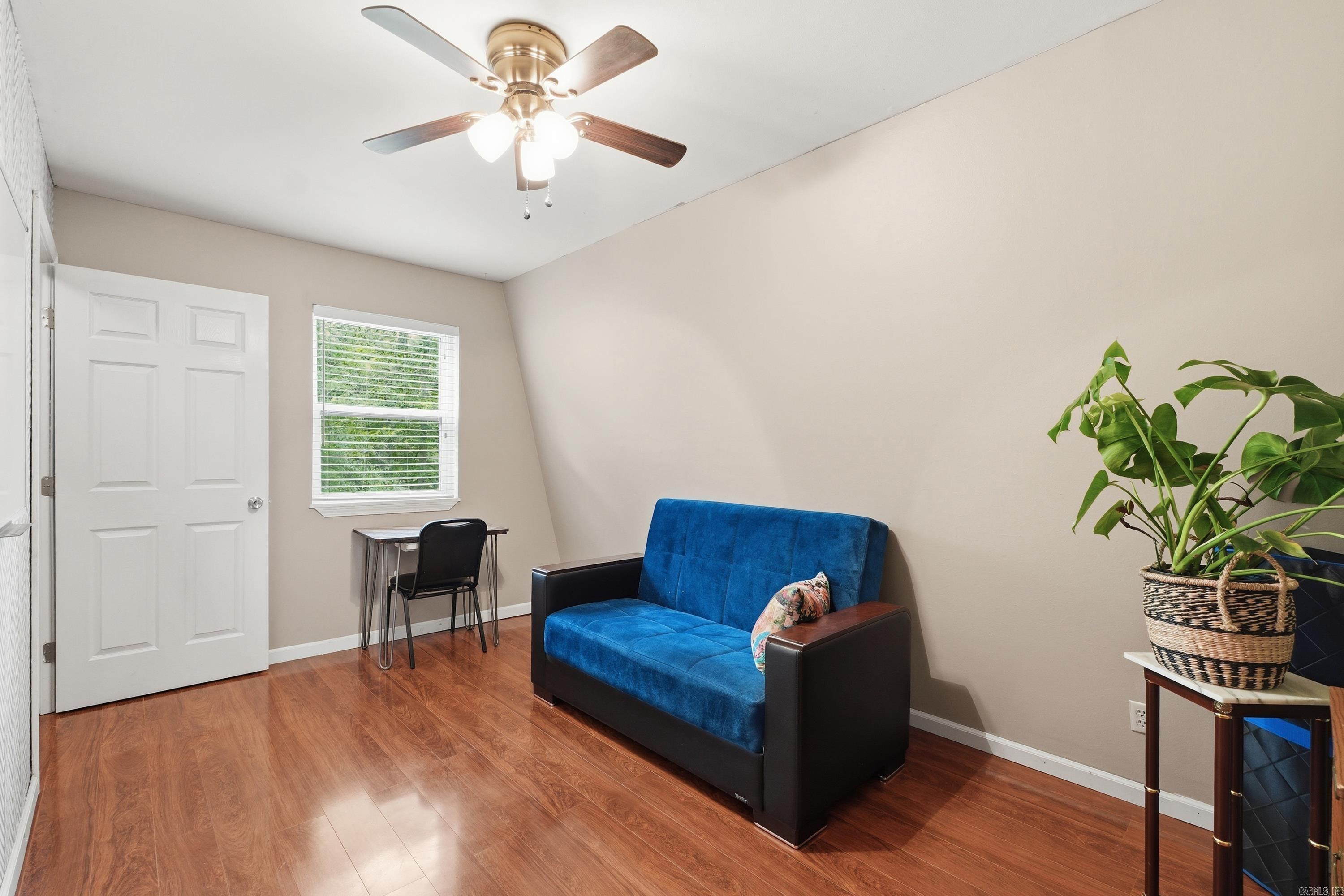 JULIE ANN EST - Residential