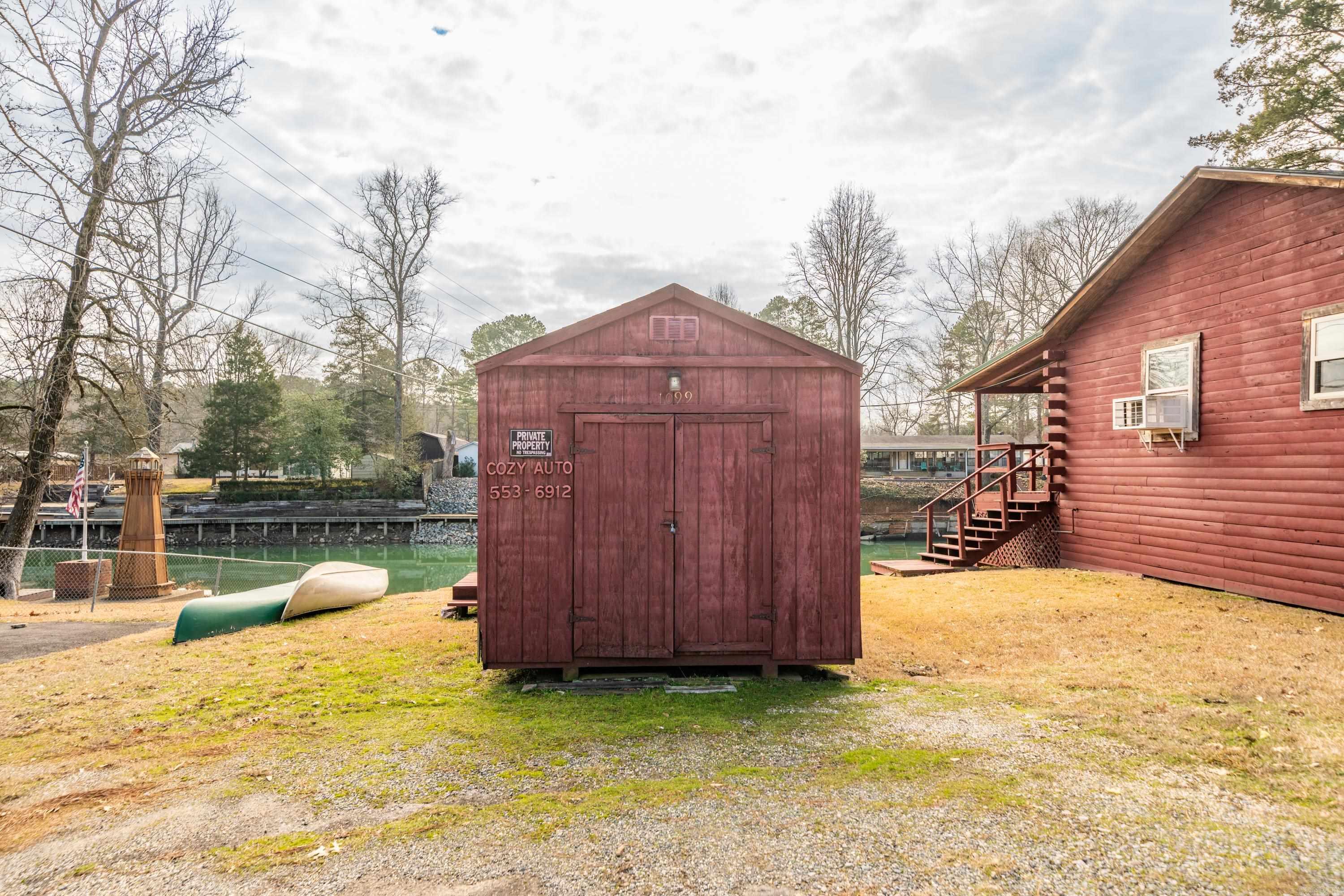 Cozy Acres-Corys Glazie - Residential