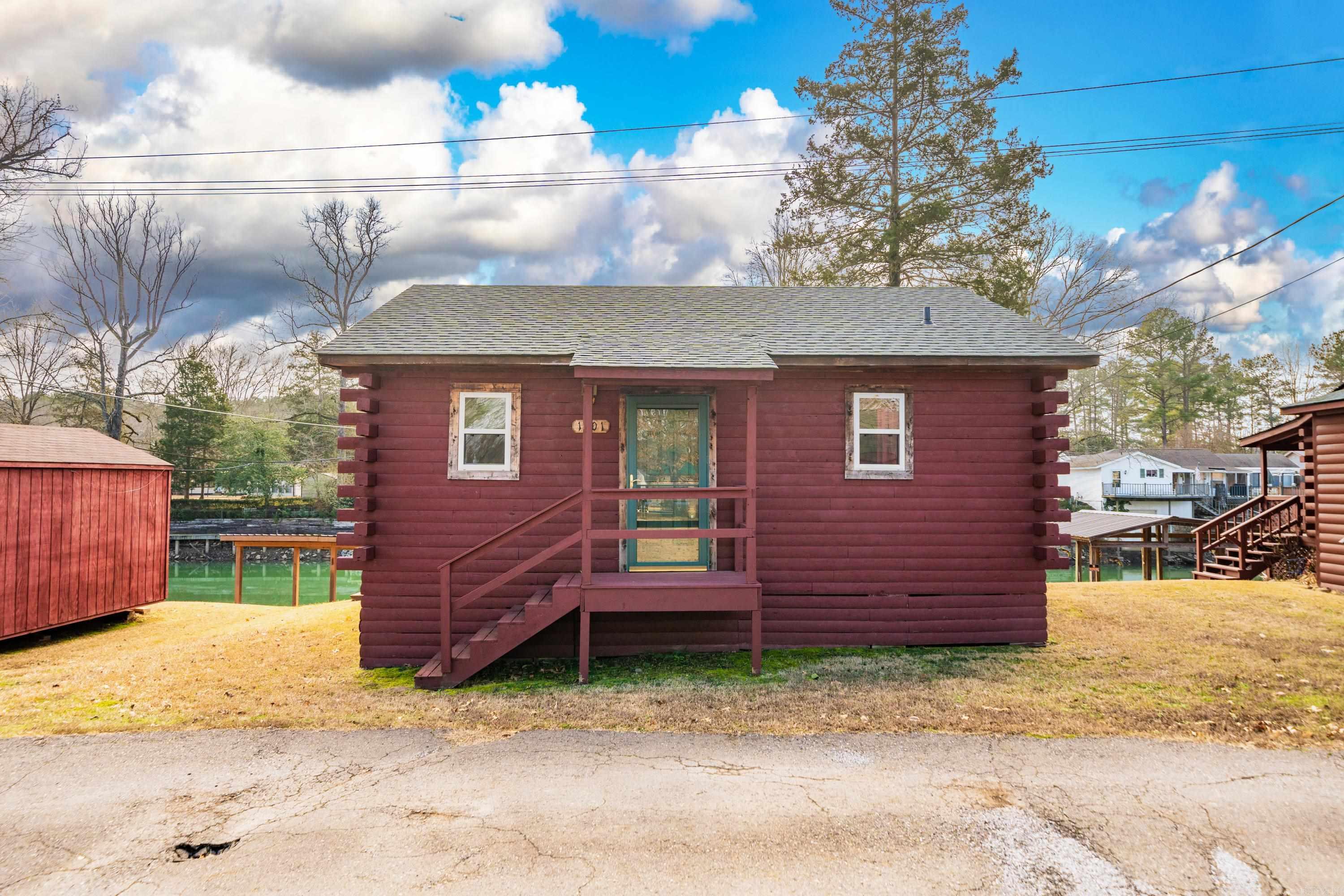 Cozy Acres-Corys Glazie - Residential