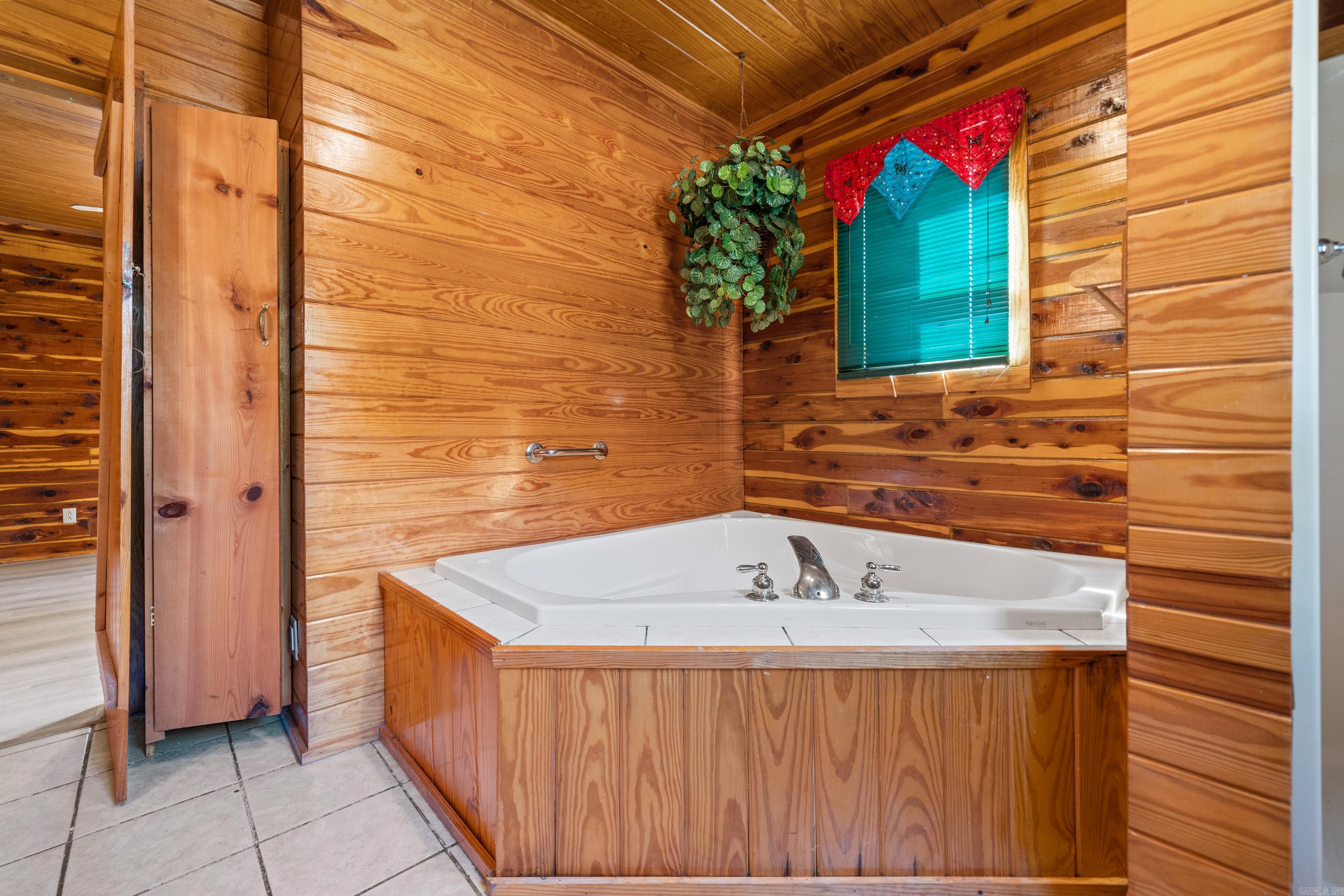 Cozy Acres-Corys Glazie - Residential