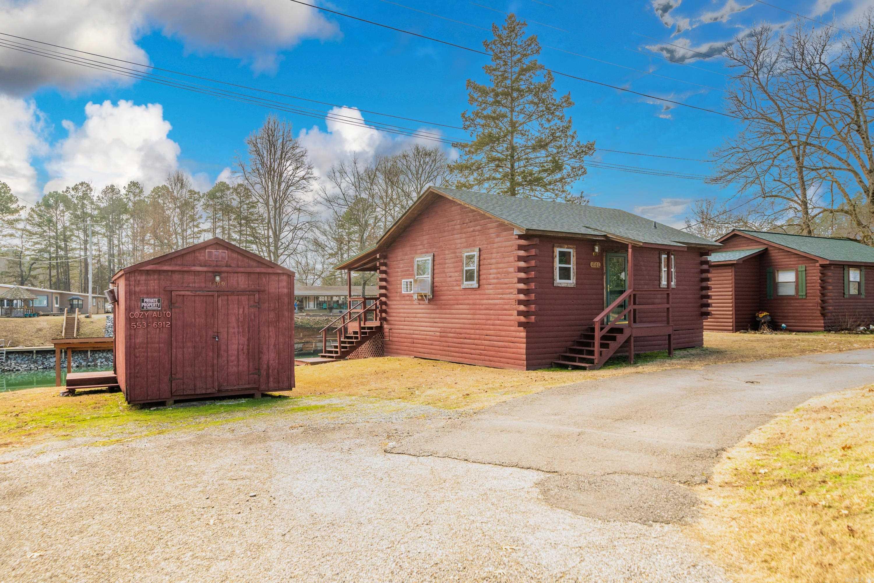 Cozy Acres-Corys Glazie - Residential