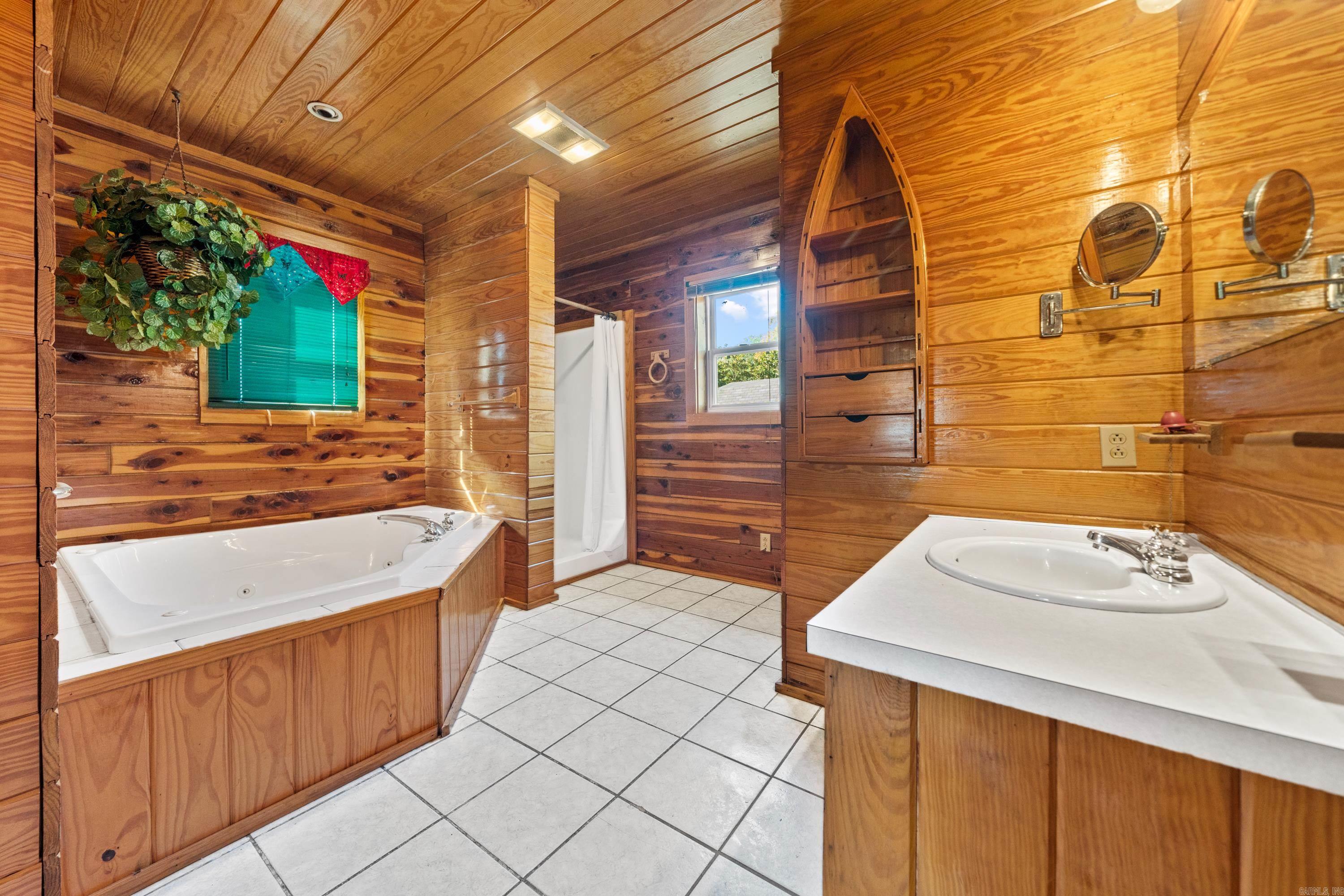 Cozy Acres-Corys Glazie - Residential