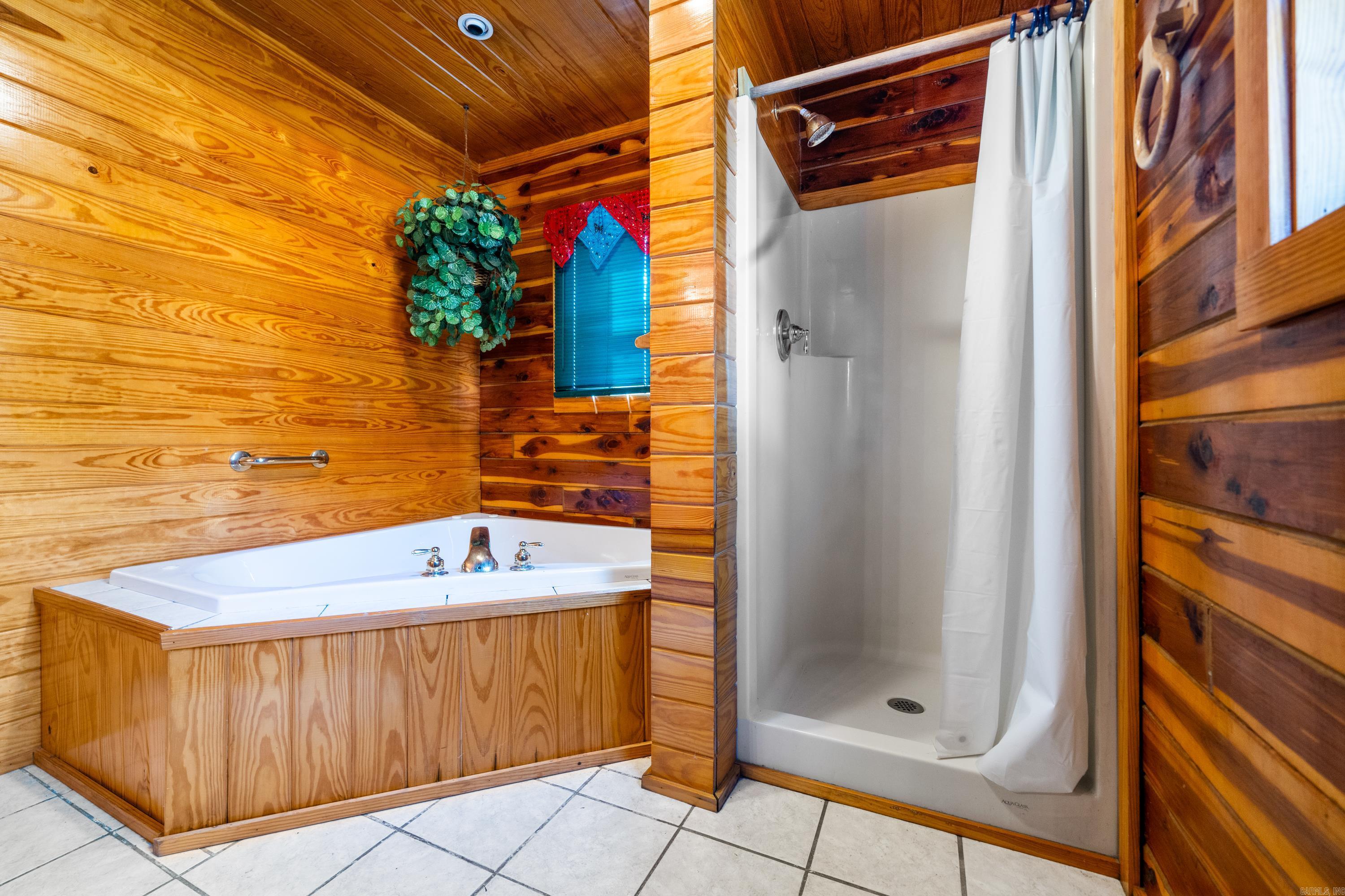 Cozy Acres-Corys Glazie - Residential