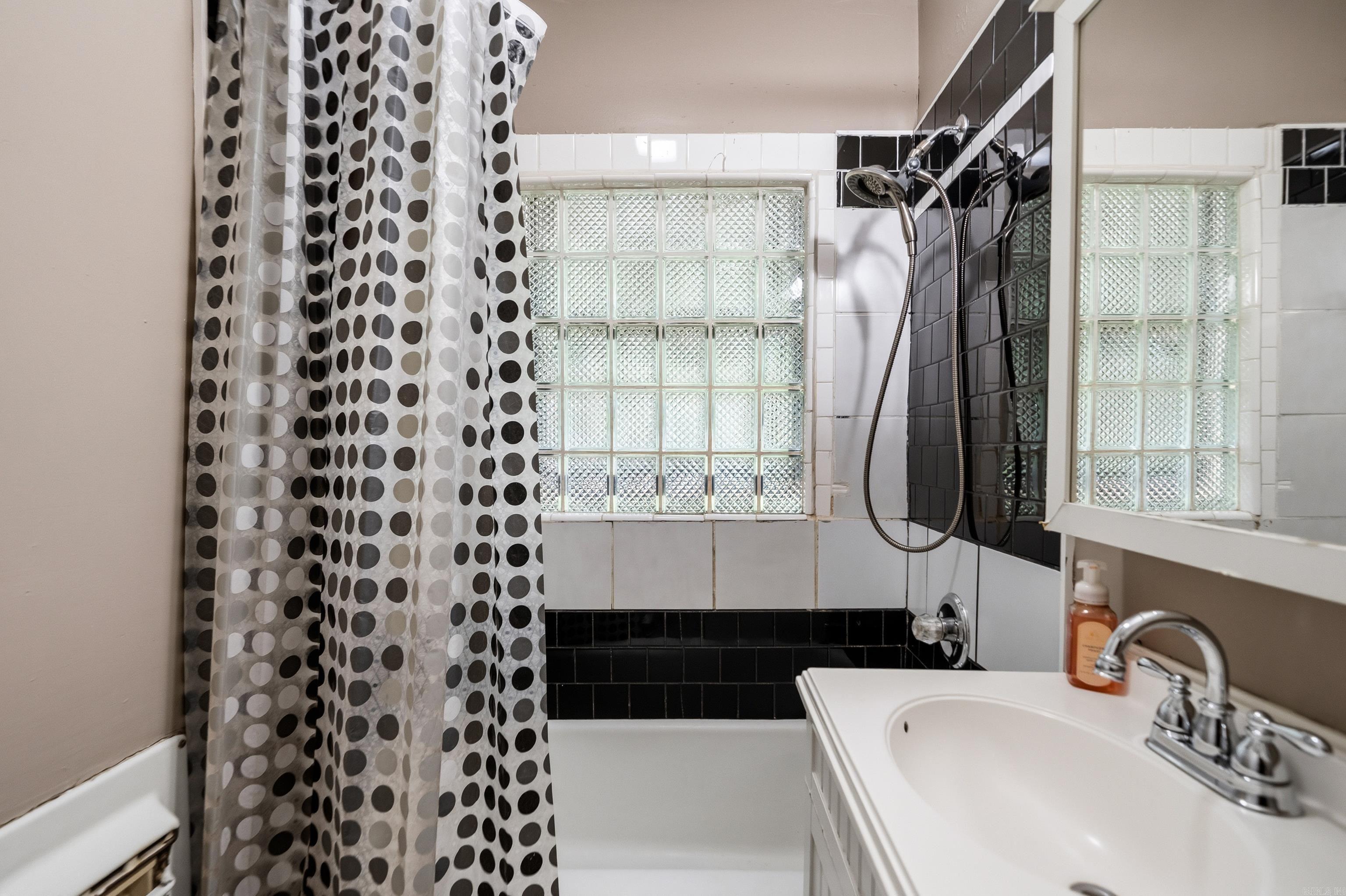 HSR BLK - Residential