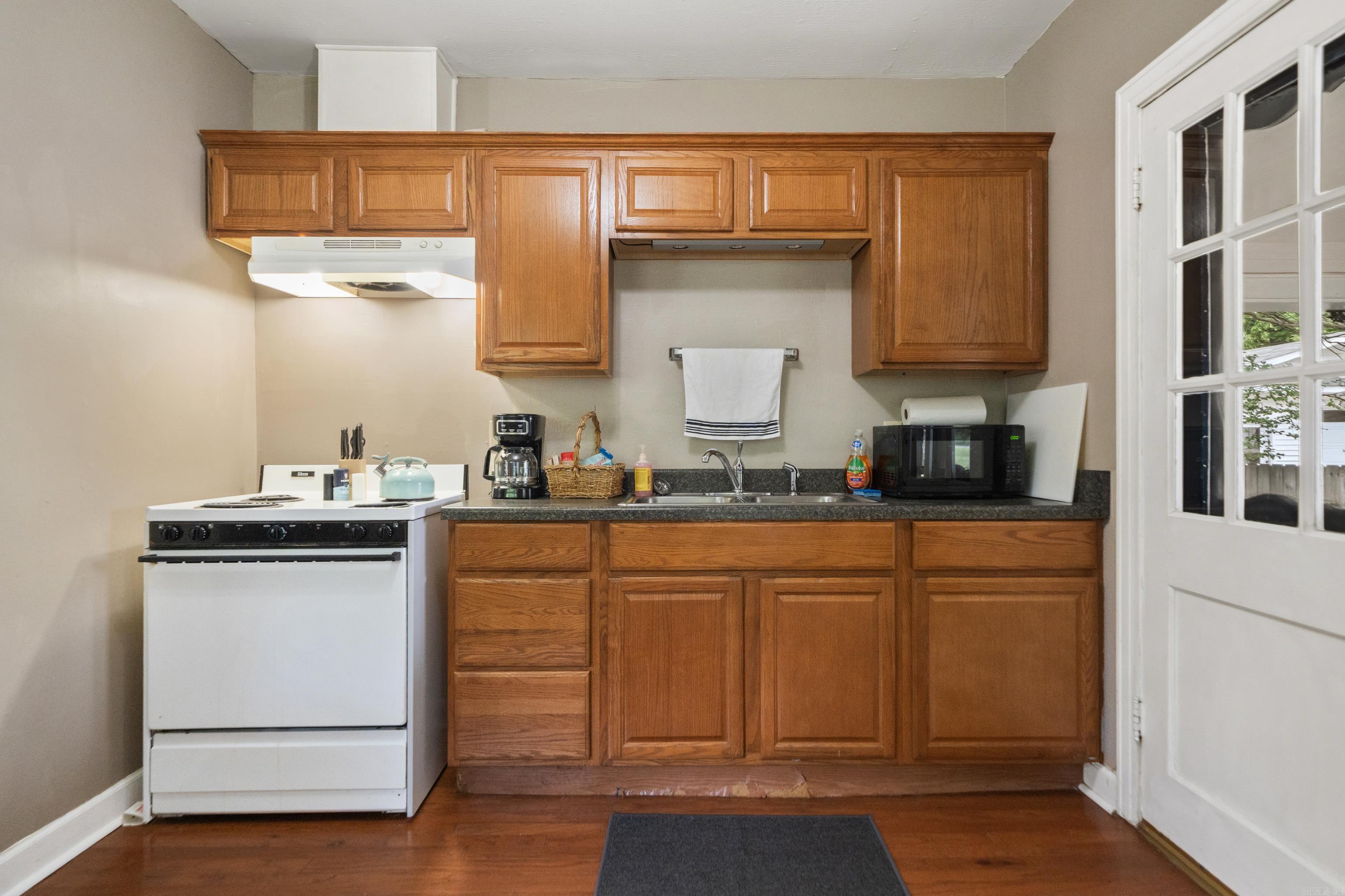 HSR BLK - Residential