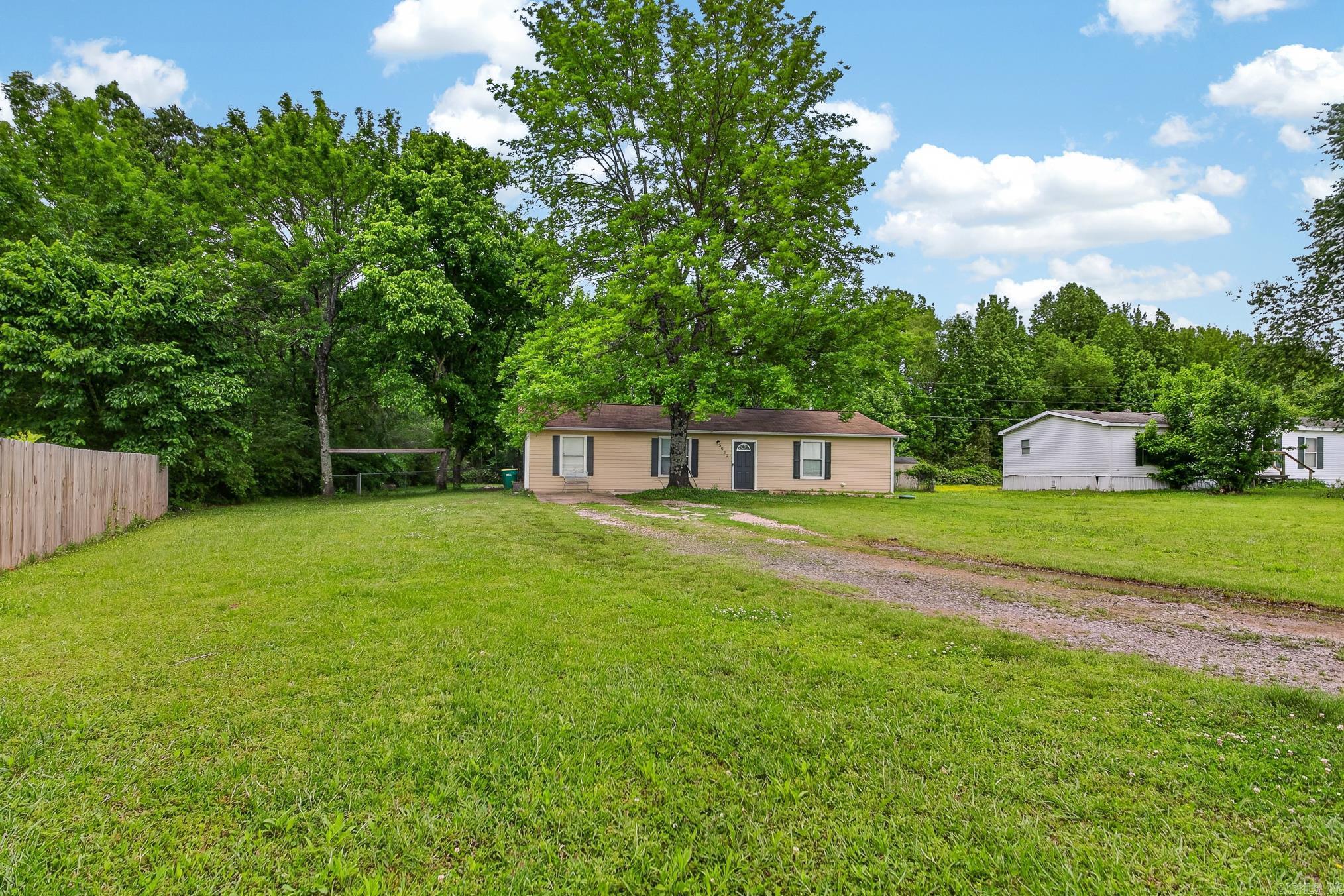 BAYOU METO PLACE - Residential