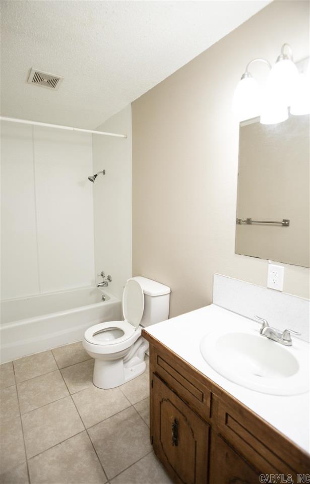 Stonewall - Residential Lease