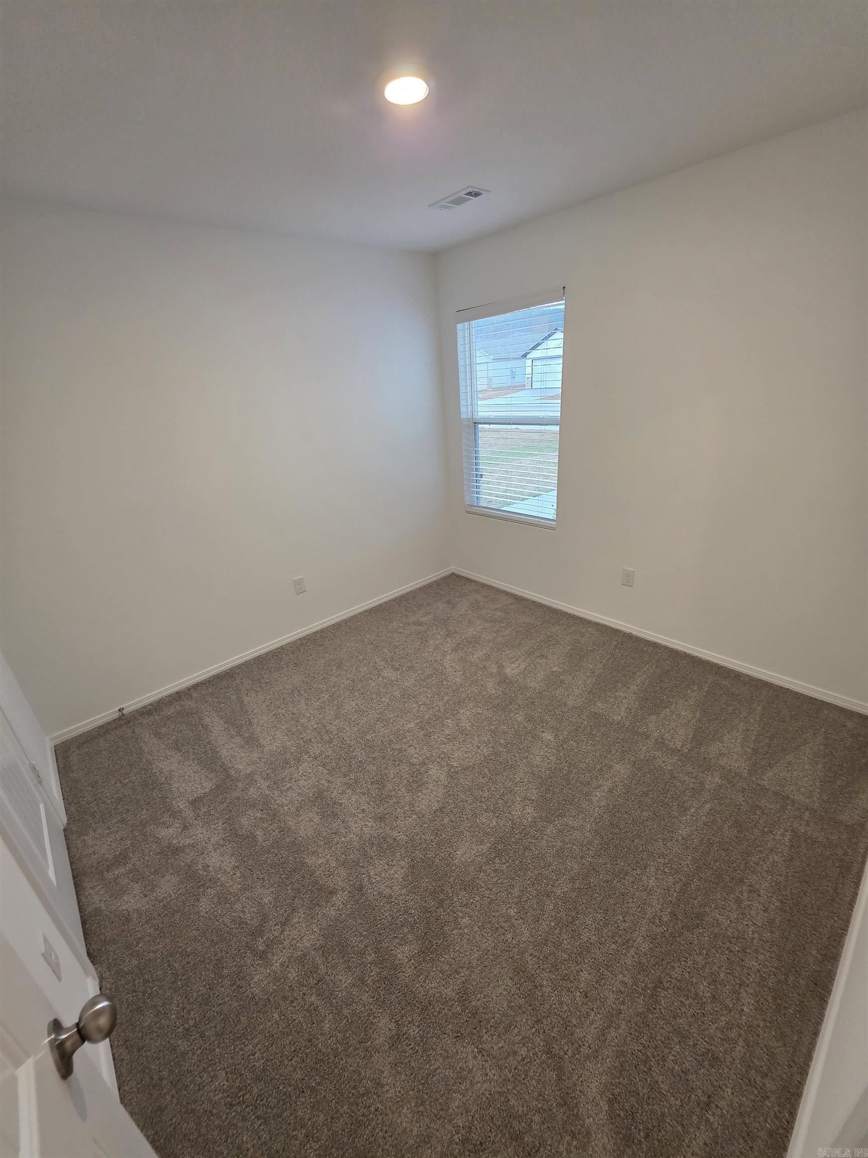 WHITE OAK CROSSING - Residential Lease