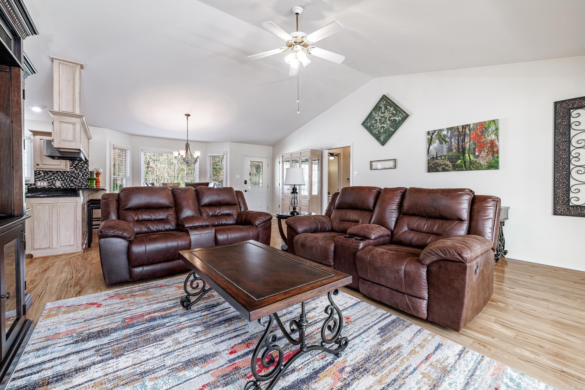 PONCE DE LEON - Residential