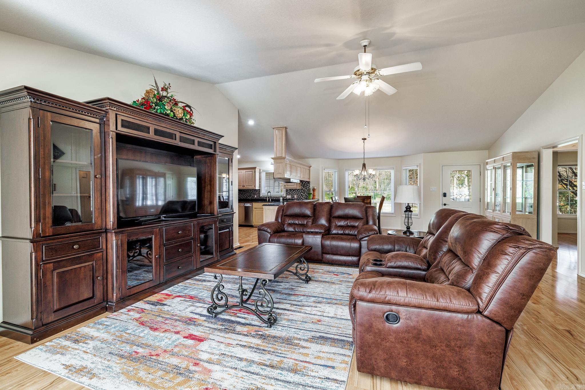 PONCE DE LEON - Residential