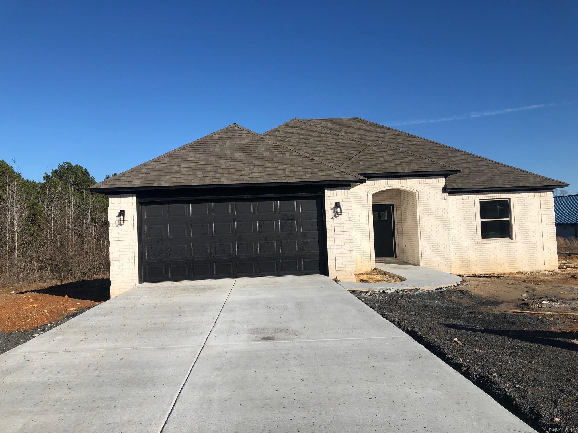 JAXON TERRACE - Residential