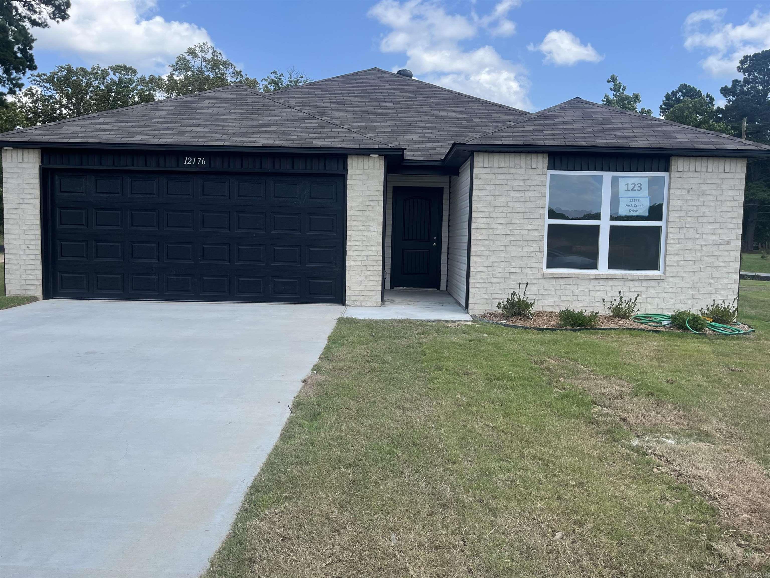 SPRINGLAKE TRAILS - Residential