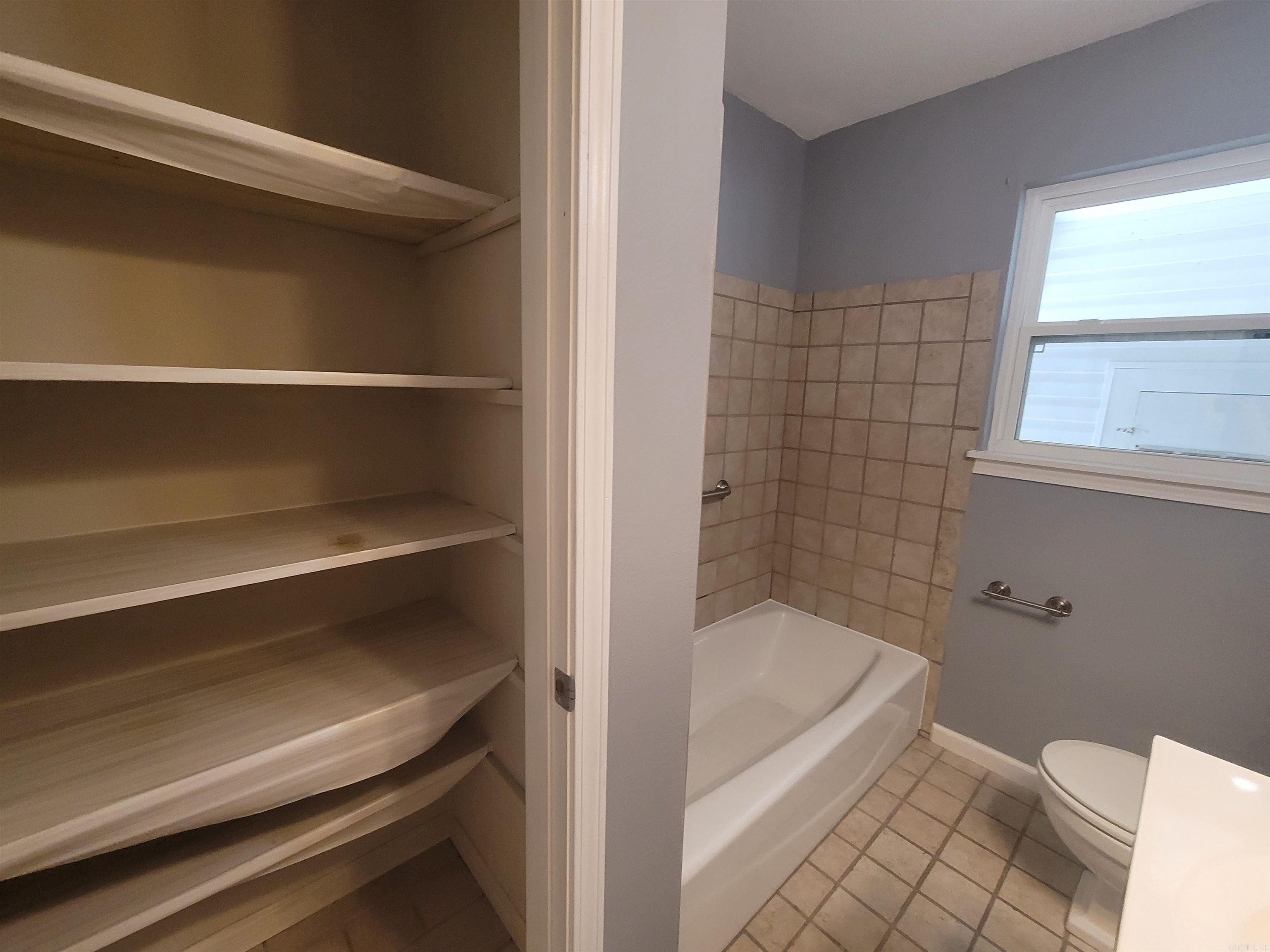 Maryland Terrace - Residential Lease