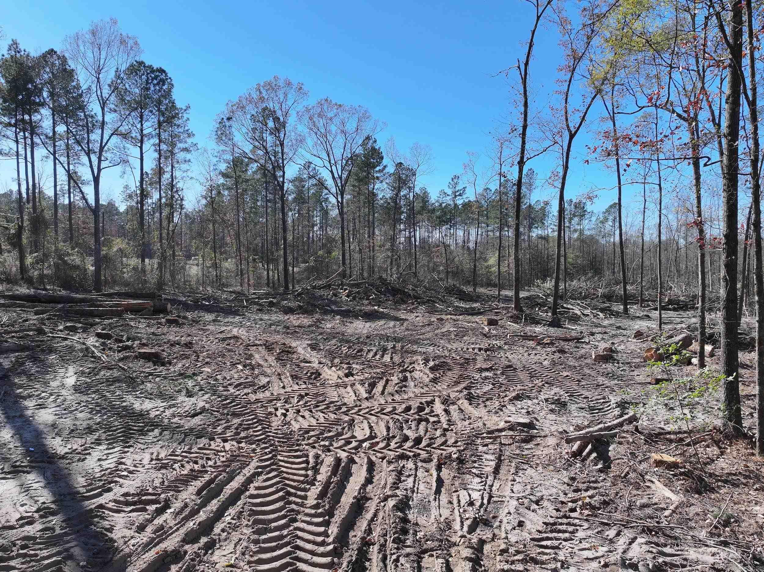 Metes & Bounds - Land