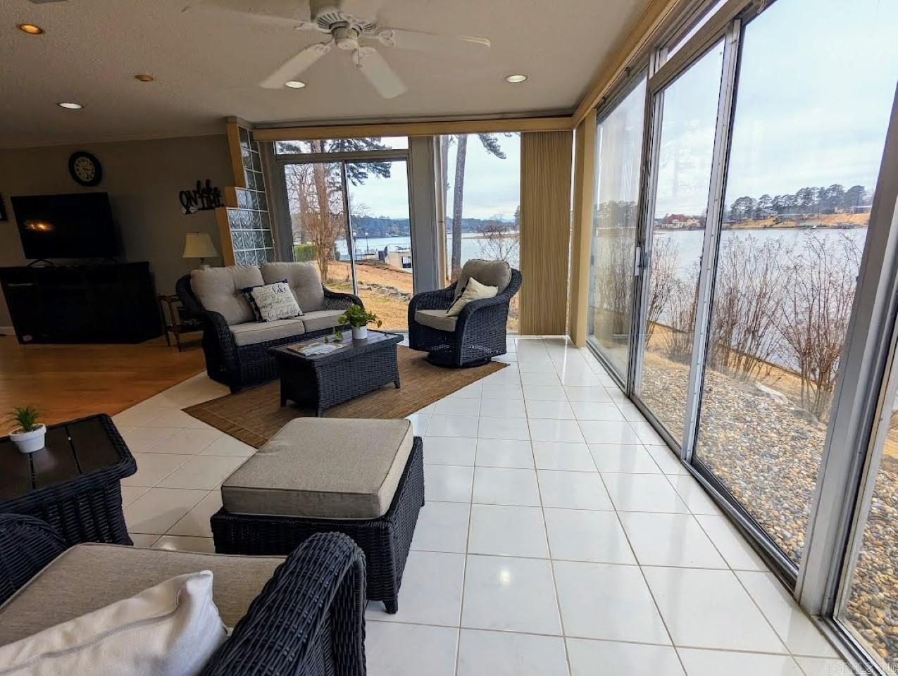 TWIN POINTS HPR - Residential