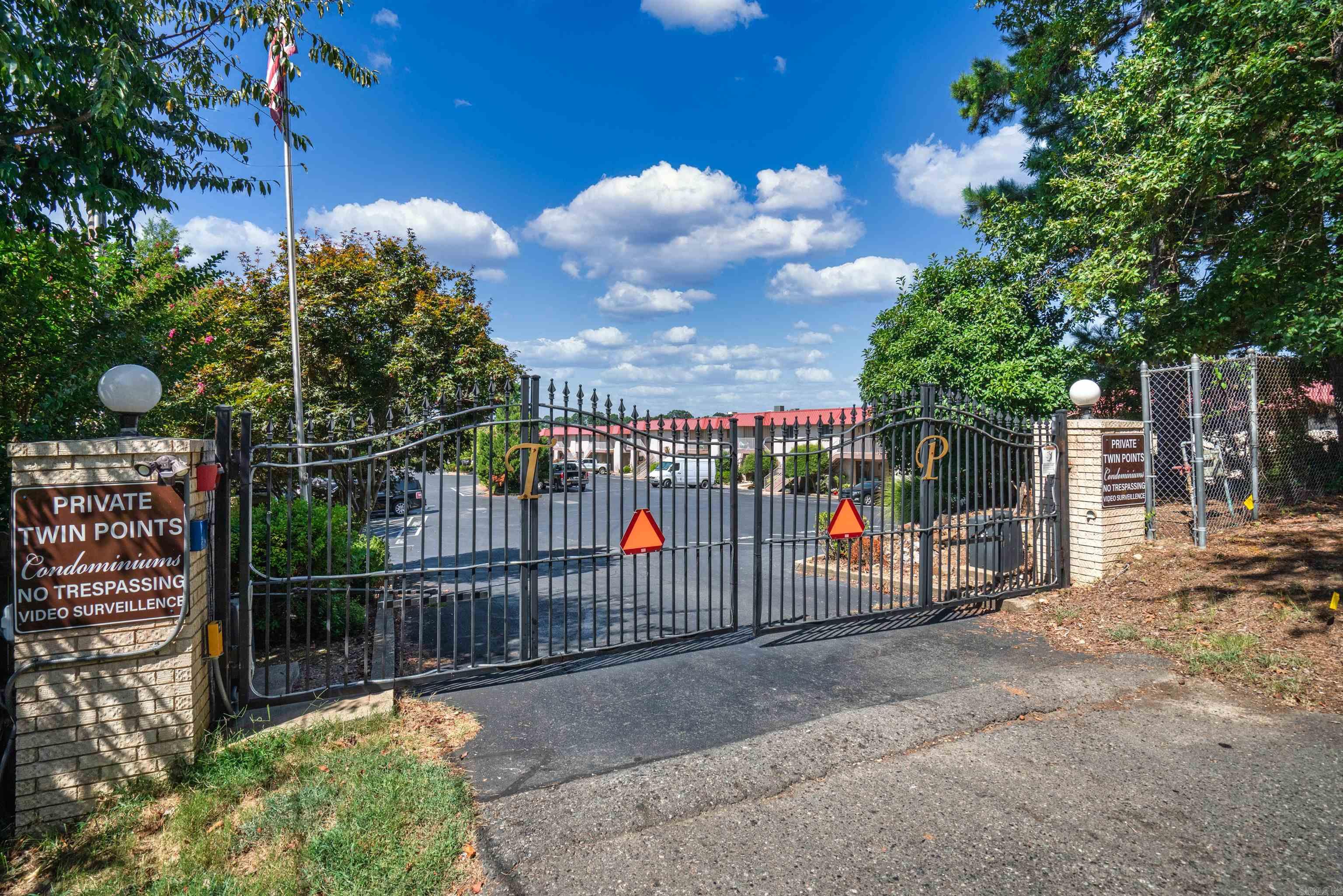 TWIN POINTS HPR - Residential